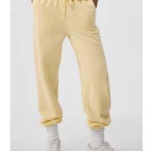 Alo Accolade sweatpants - lemon ice cream
